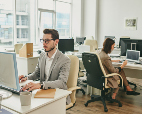 IT Support vs. Help Desk Services: What's the Difference